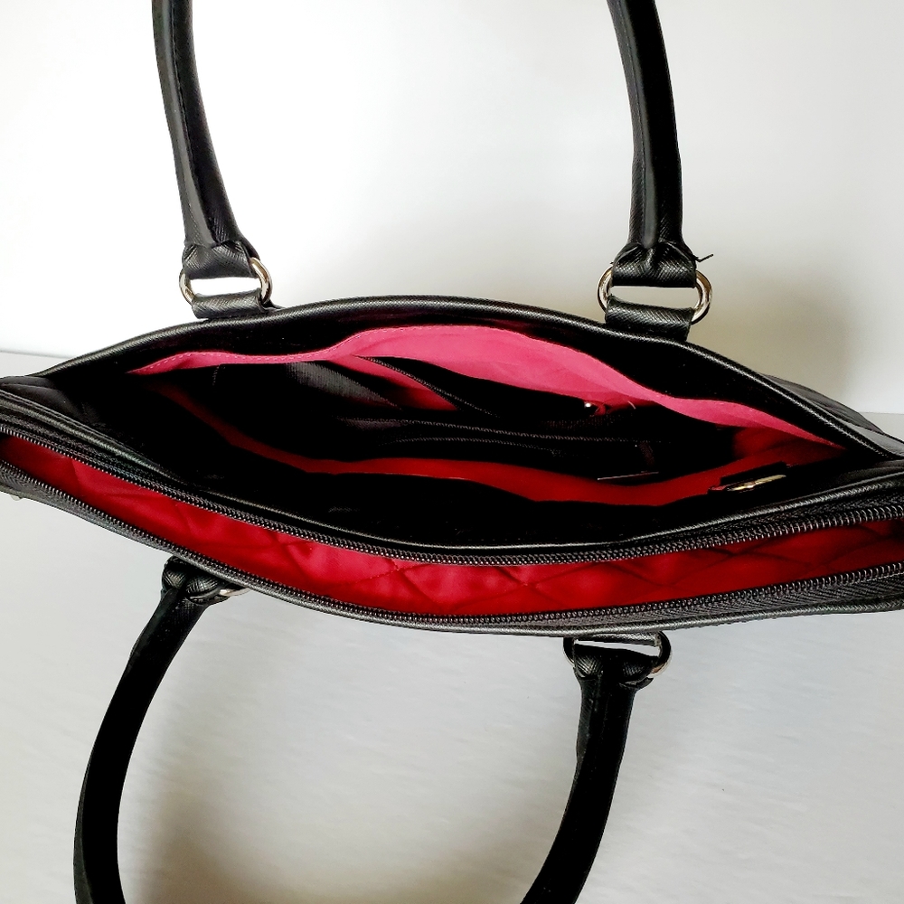 Knomo London quilted black tablet case - Picture 4 of 9